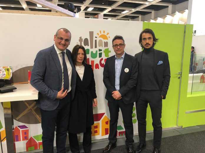 51685701_1920773984701547_2492519351802920960_n