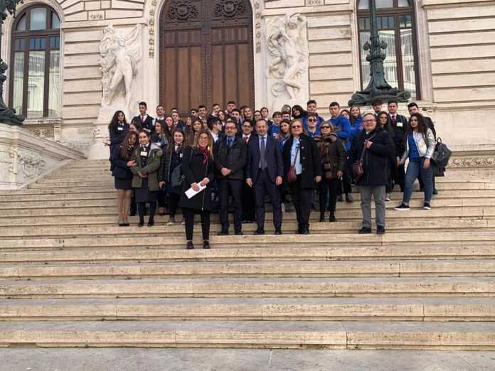 53145716_574880462977750_8673260913207279616_n