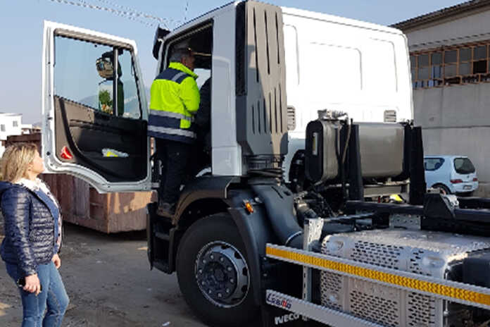 Angri – AES, l’azienda inizia il rinnovo del parco mezzi e delle attrezzature