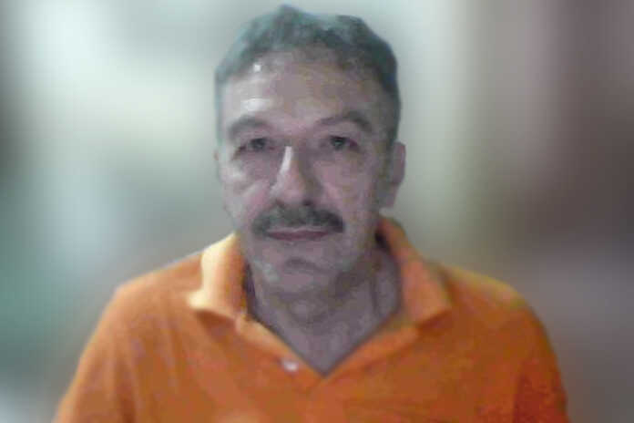 Angri – Un collaboratore scolastico “tuttofare”. La bella storia di Gaspare Esposito