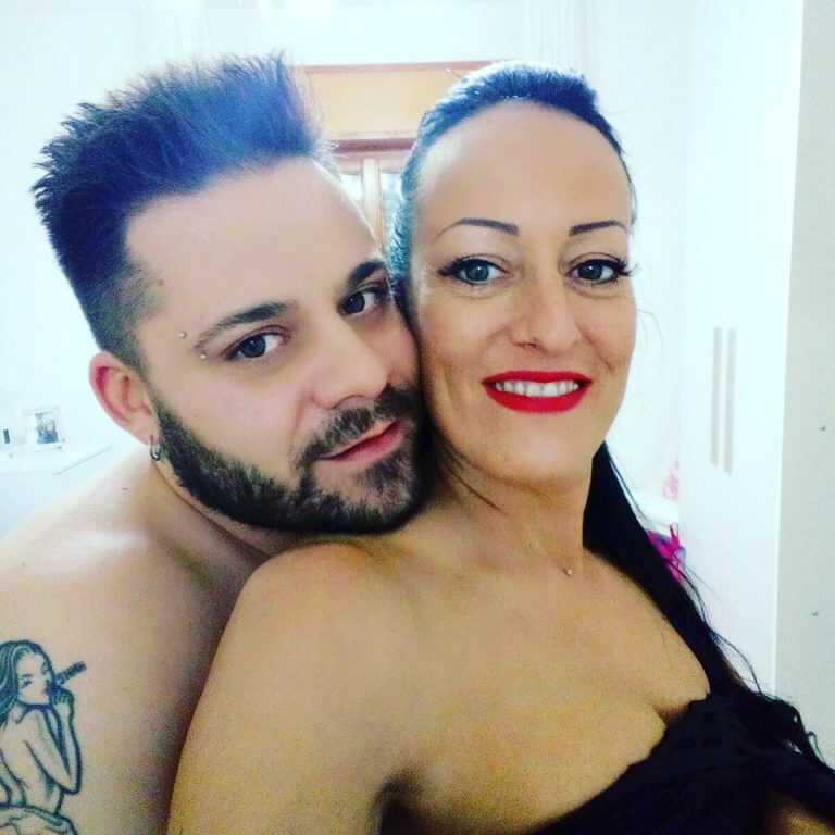 Tre coltellate alla fidanzata con una lama da 22 centimetri