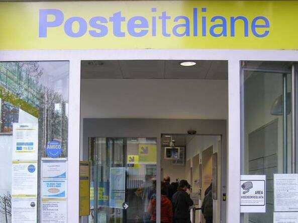 ufficio-postale5-593x443