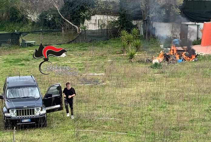 20.03.2019 - sant'anastasia arresto rogo rifiuti