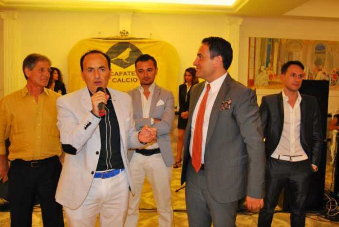 531336_3983281353519_201422902_n