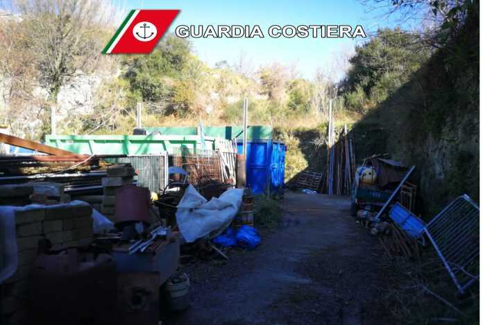 area deposito rifiuti non autorizzato1