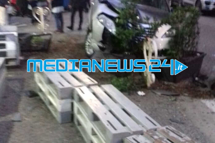 Angri – Incidente alle prime luci dell’alba in via Cervinia