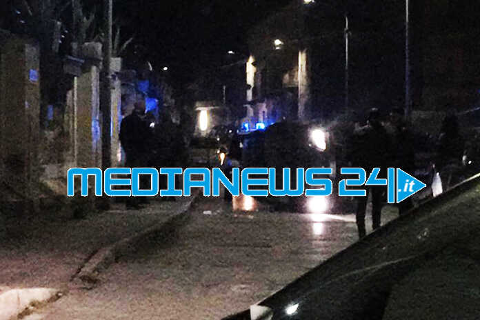 Angri – Incidente stradale, auto si ribalta in via Del Monte