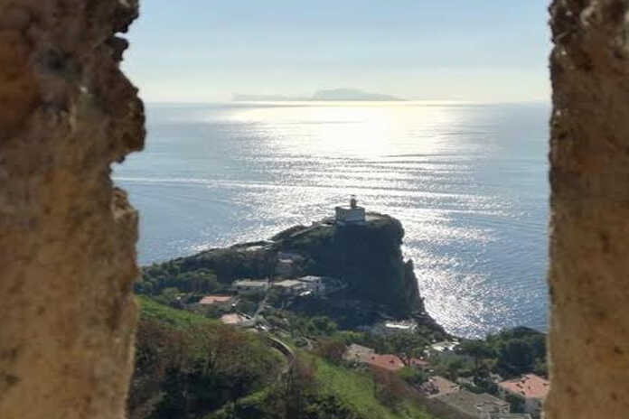 Bacoli- Arkeotrekking lungo il sentiero di Capo Miseno