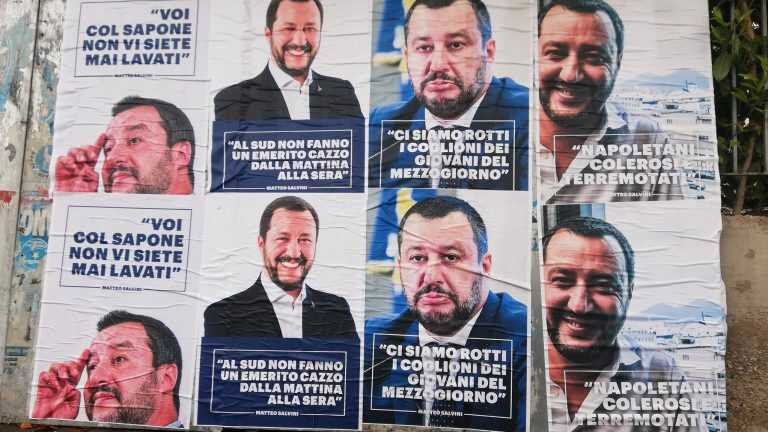 Manifesti anti-Salvini: scoppia la rivolta