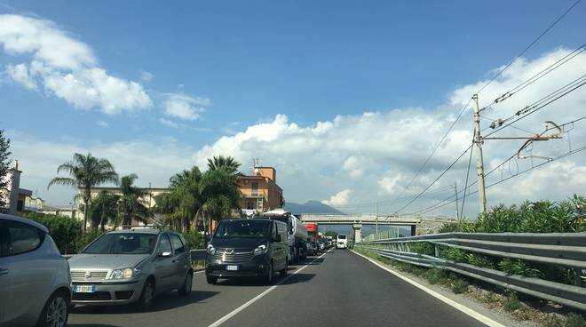 Castellammare, svincolo autostradale in tilt