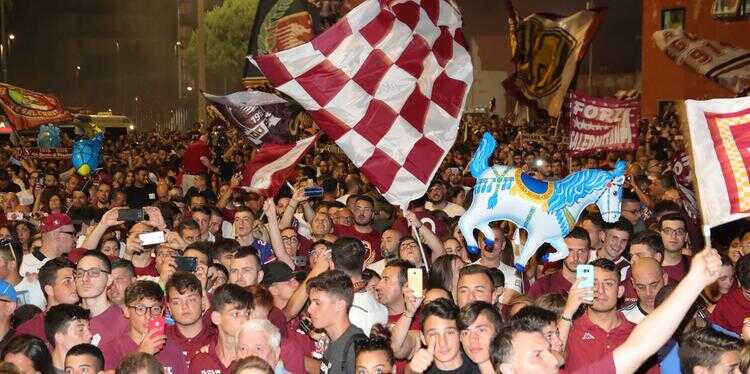 Salernitana, buon centesimo compleanno