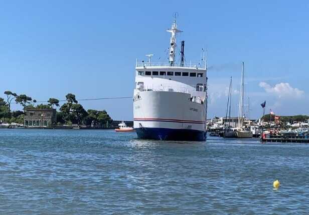 Lady Carmela, dopo una settimana già s’è stancata…
