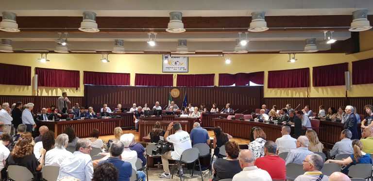 Scafati. Il primo consiglio è ok aspettando il voto a Santocchio