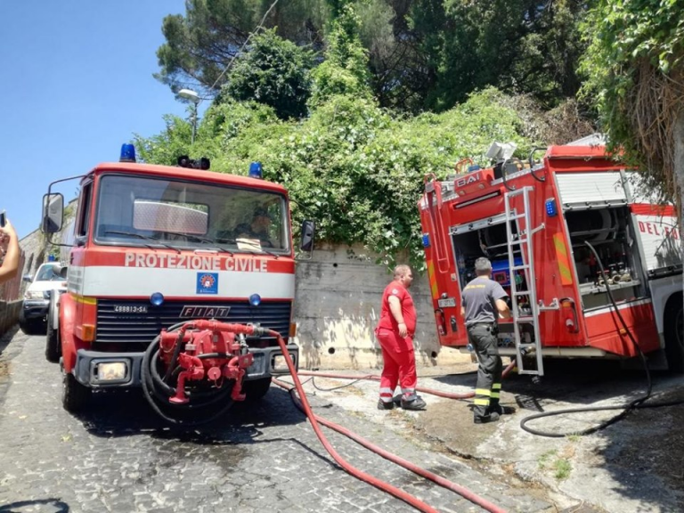 Cava de’ Tirreni, è scattato il primo allarme incendi