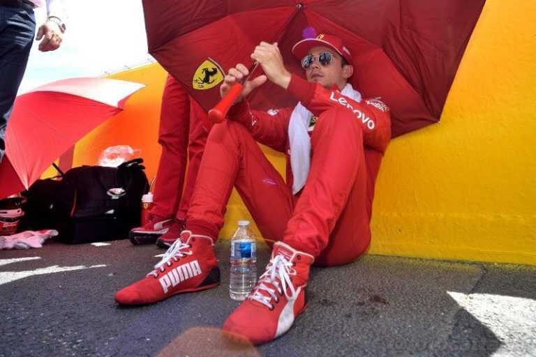 Ferrari, il momento nero della rossa, Leclerc prende il muro