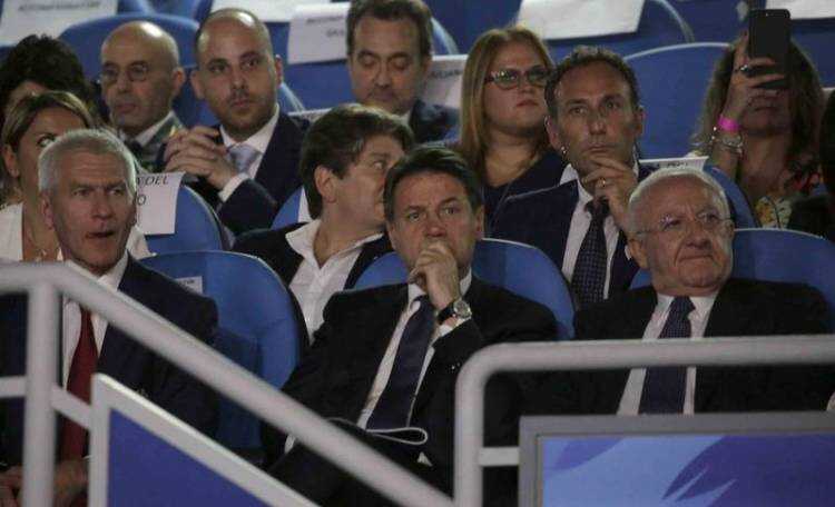 Conte-De Luca, incontro per Autonomie e Sanità