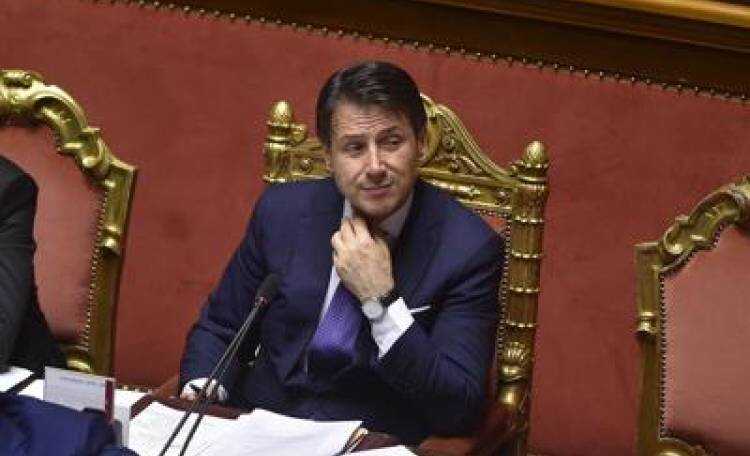Conte in Parlamento, scaricato Savoini ma…
