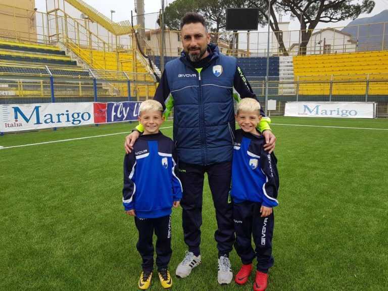 Scafati. Due giovani calciatori al Barcellona