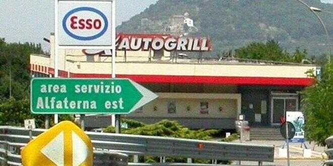 Nocera Superiore, tentata rapina all’autogrill Alfaterna, uno preso e l’altro scappato