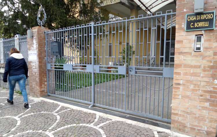 Pompei, sfratto coatto di Casa Borrelli, ok dalla Prefettura