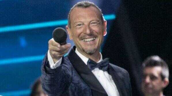 Sanremo, Amadeus conduttore e direttore artistico