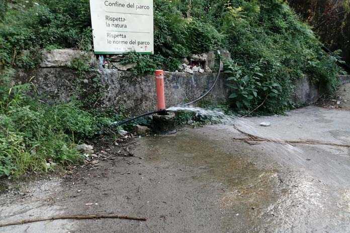 Angri – Il futuro della fontana del “Chianiello” nelle mani dei vandali