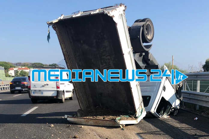 ESCLUSIVA MN24 – Salerno – Incidente in Autostrada uscita Ercolano Scavi