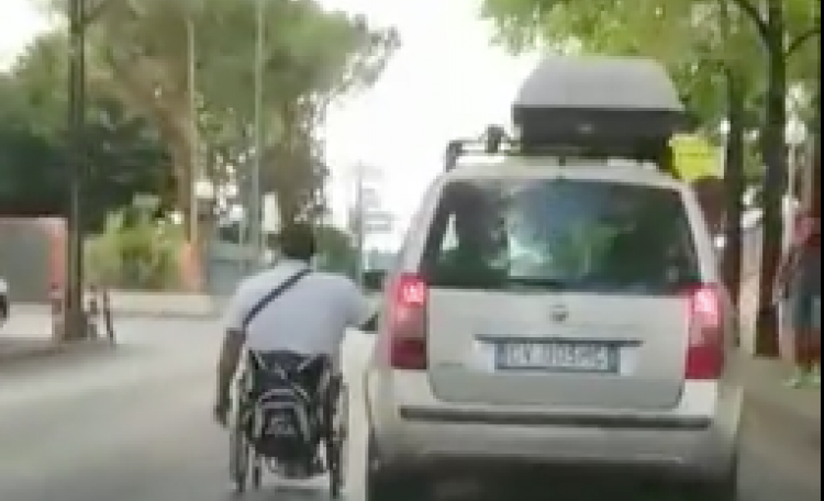 Volla – Episodio carrozzina folle e incosciente.