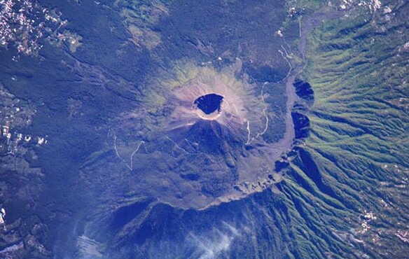 Il Vesuvio visto dallo spazio, grazie all’astronauta Nespoli