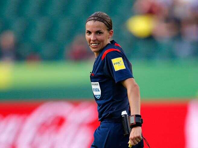 Calcio maschile, cade un altro tabù, arbitro donna in Supercoppa