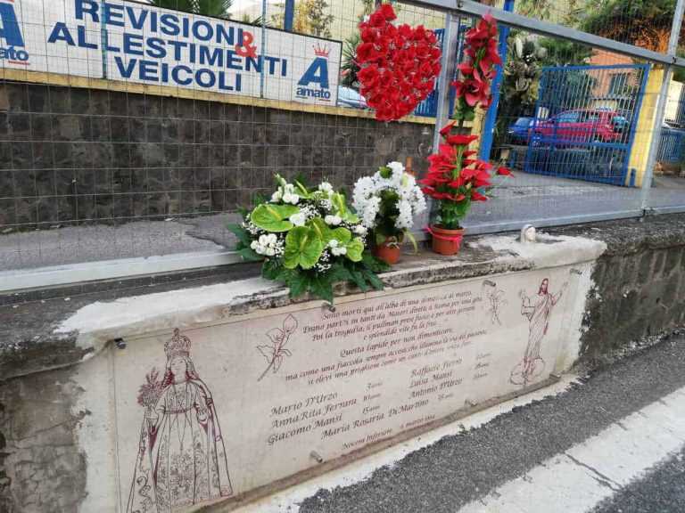 Nocera Inferiore, sostituita e benedetta la lapide che ricorda i maioresi caduti