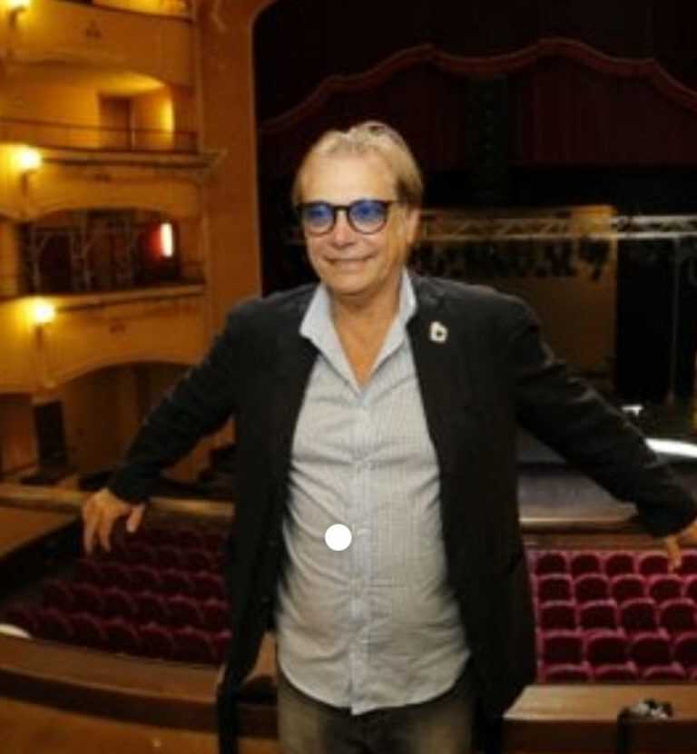 Teatro – Nino D’Angelo lascia il “Trianon”. Grazie al popolo di Forcella.