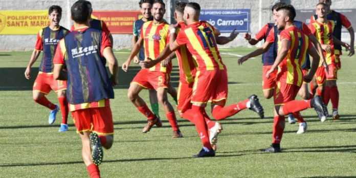 b5322fde-7cac-411b-96eb-757239a4dd78-750x375