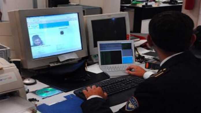 polizia_postale_fg_2805