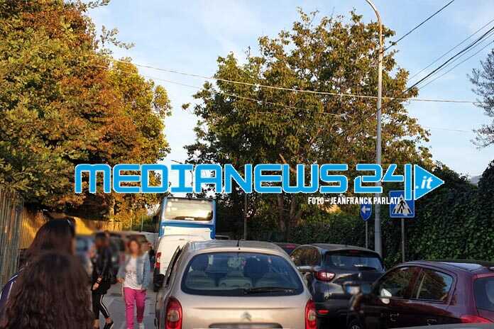 Angri – Città nella morsa dei lavori e degli automobilisti indisciplinati