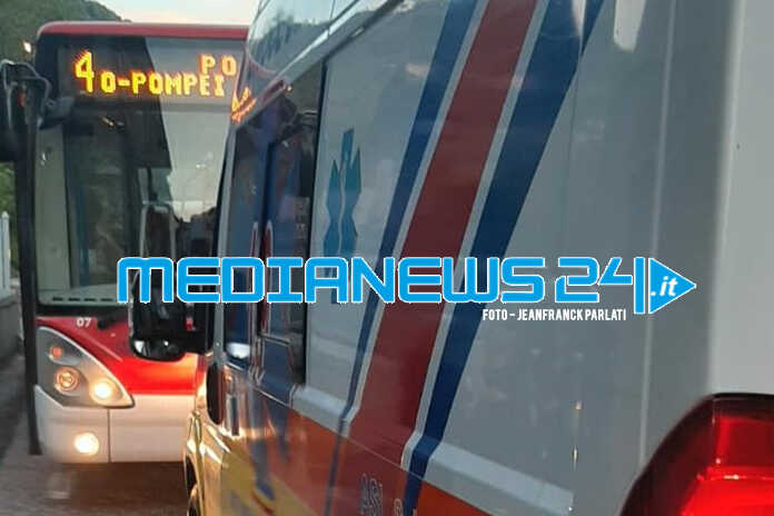 Cava Dei Tirreni / Vietri sul Mare – Paura sulla linea 4 per un malore ad una passeggera