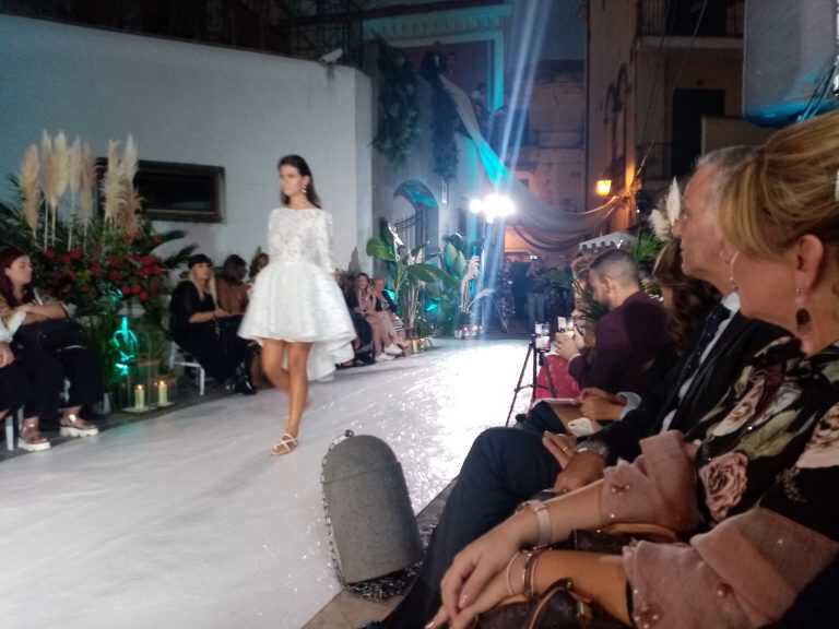 Scafati, lo stilista Bilancia rilancia via Zara. Successo per il defilé d’alta moda dello stilista “adottato” da Scafati.