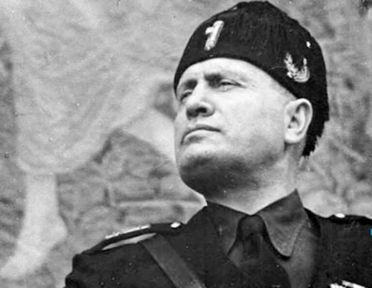 SARNO, ALL’ORDINE DEL GIORNO LA REVOCA DELLA CITTADINANZA AL DUCE