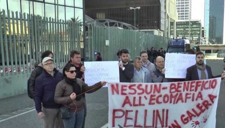 Una decisione che fa discutere. “Sarà rivolta”. Don Patriciello:”Devono pagare”