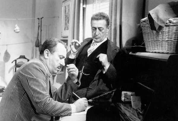 toto_peppino_e_la_malafemmina-600x408