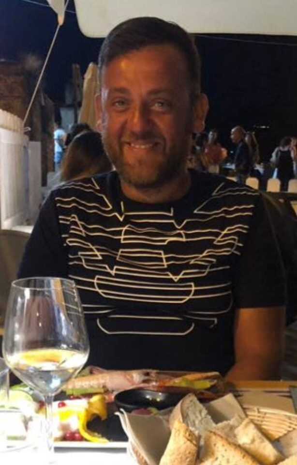 2b997c9d-b434-44a6-a511-4b732d186a9e