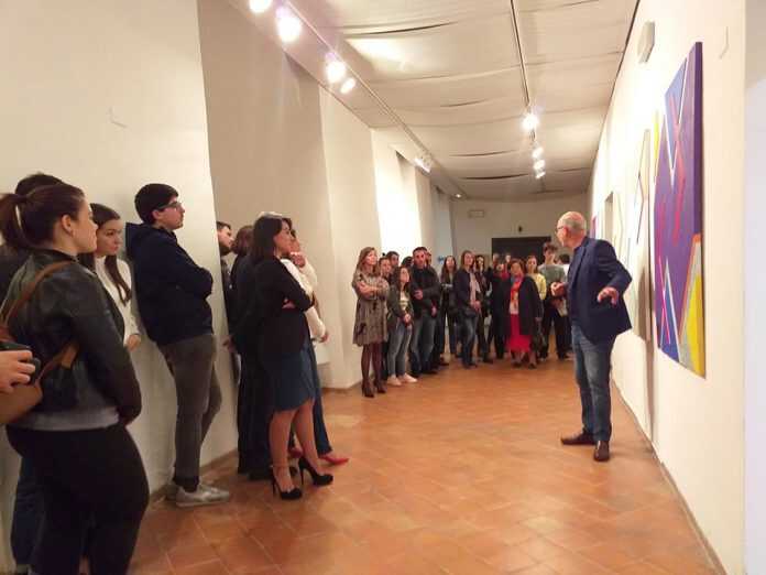 75492474_2348296712101131_8988458637391298560_n