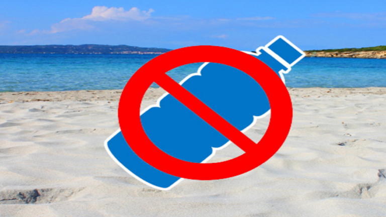 Campania, stop alla plastica per spiagge e uffici