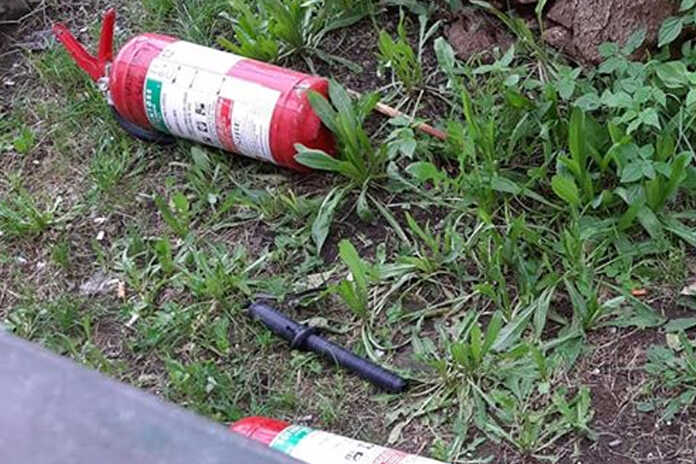 Angri – Atti vandalici al Terzo Circolo di via Dante Alighieri