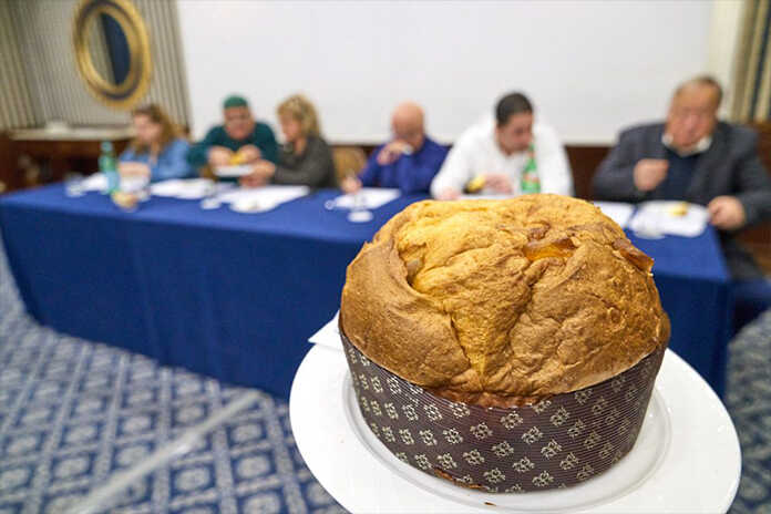 Napoli – Il Panettone incoronato ancora una volta “Re”