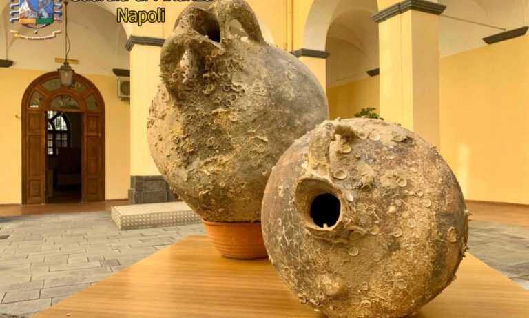 Torre del Greco – Sequestrate due anfore risalenti al II°sec. a.C.