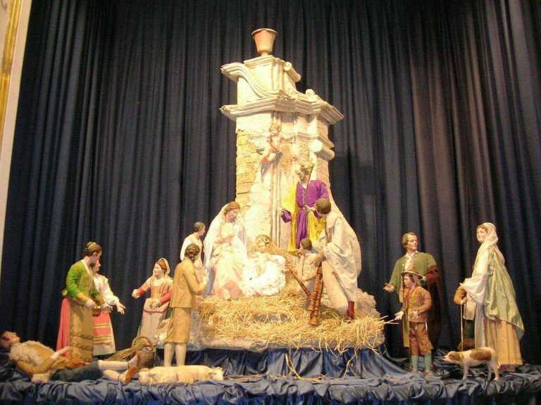 Castellammare: inaugurazione del Presepe Stabile Stabiano