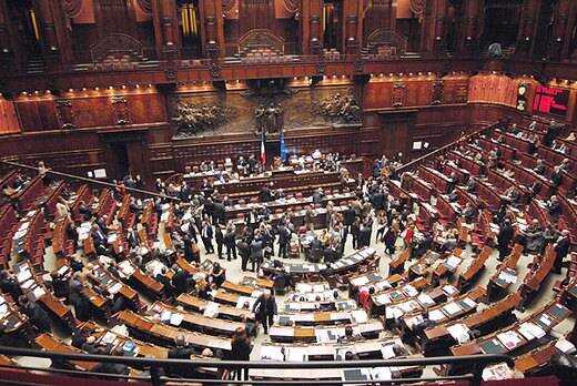 Camera di notte, nel Parlamento a ore approvata la manovra 2020