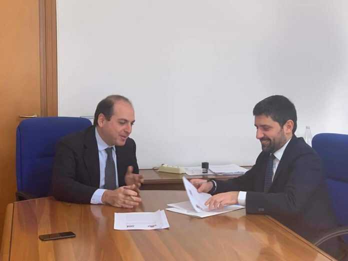 cfb7f363-7f71-4b69-82e7-1ef91df23b1b