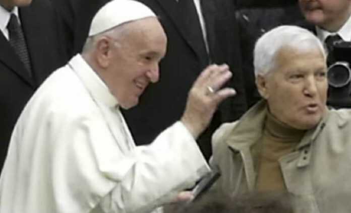 papa_francesco_e_Jose_alberti_incontro